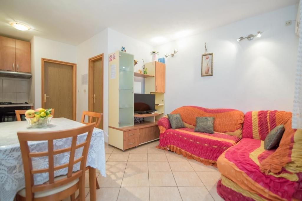Apartments Longo Supetar Kültér fotó